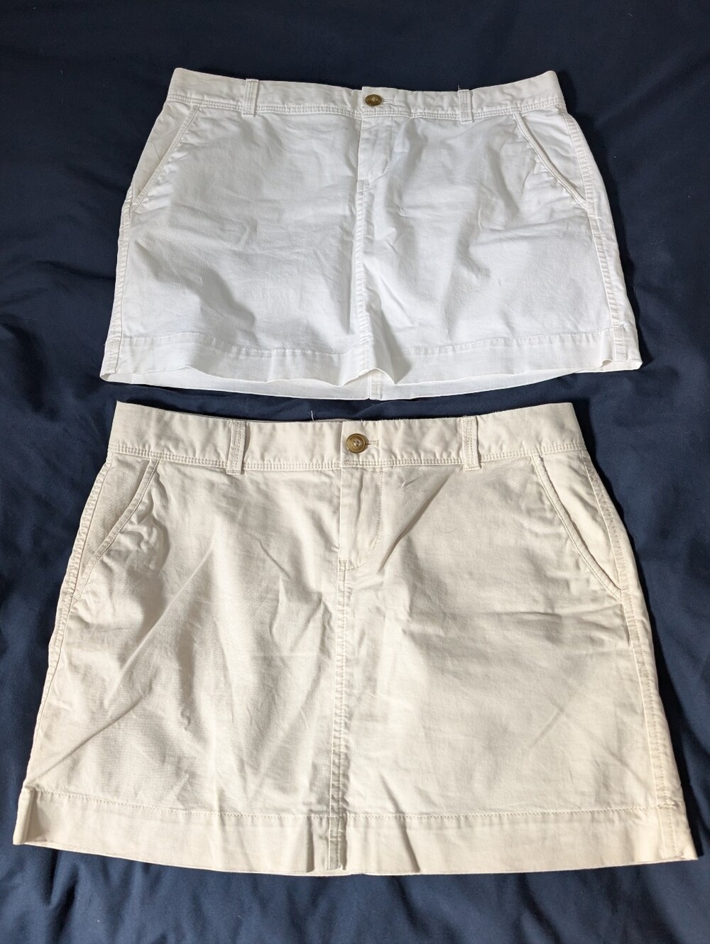 Old Navy Famous Khakis Perfect Mini Skirt Bundle - Size 6 (White & Khaki)